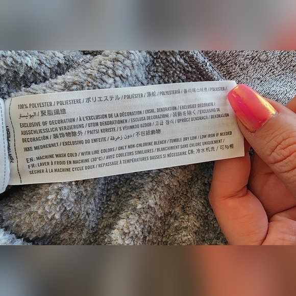 Abercrombie & Fitch Men's Long sleeve Gray Sweater Size L. - Picture 4 of 7